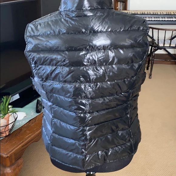 Vince Camuto Black XL Puffer Vest - Picture 2 of 5